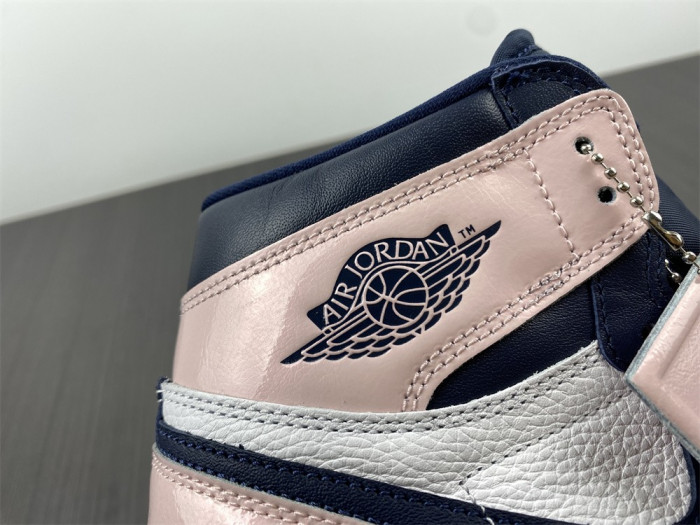 Air Jordan 1 High OG “Atmosphere” DD9335-641