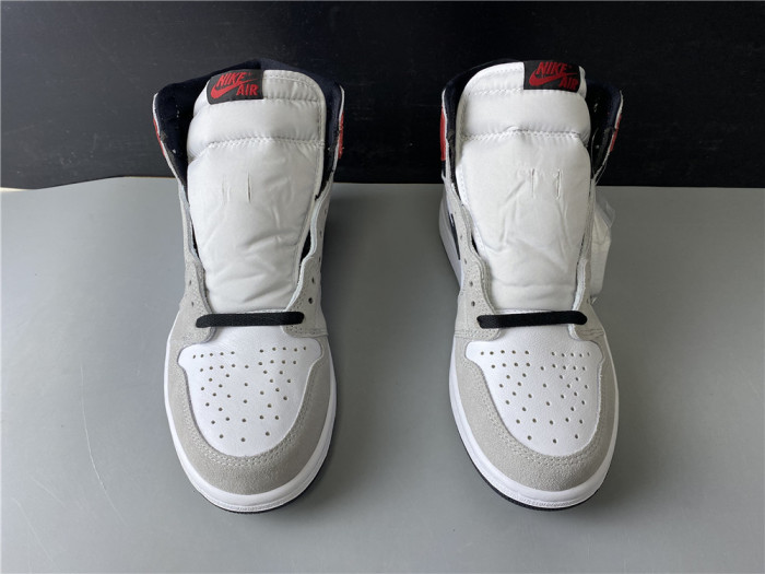 Air Jordan 1 High OG “Light Smoke Grey” 555088-126
