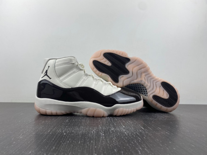 Air Jordan 11  “Neapolitan” AR0715-101