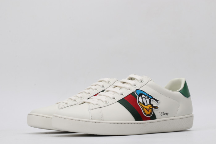 G*u*i low-top sneaker
