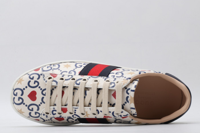 G*u*i low-top sneaker