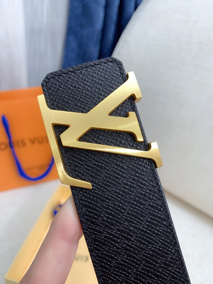 Loui Vuitto Belt-4CM