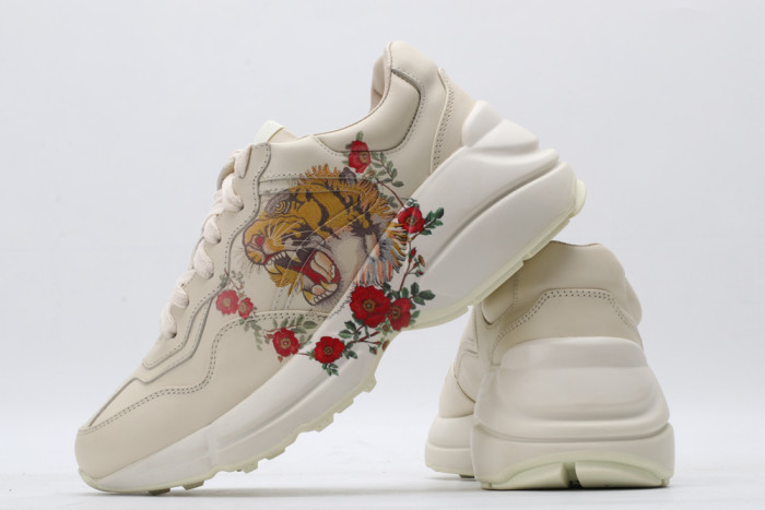 G*u*i rhyton trainer sneaker