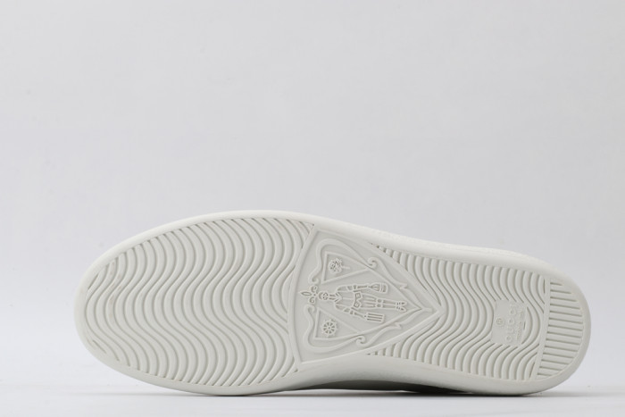 G*u*i low-top sneaker