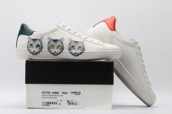 G*u*i low-top sneaker