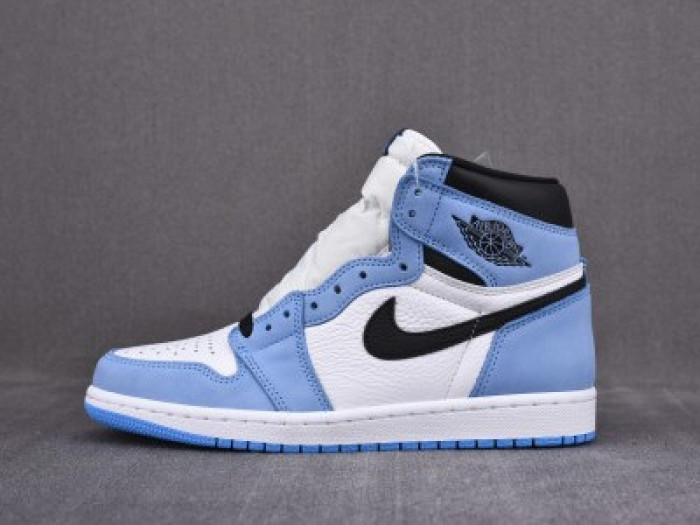 AIR JORDAN 1 RETRO HIGH WHITE UNIVERSITY BLUE BLACK 555088-134