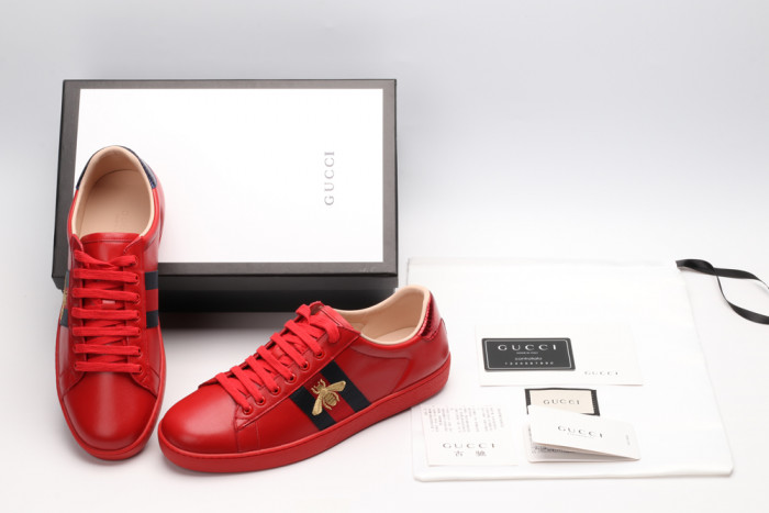 G*u*i low-top sneaker