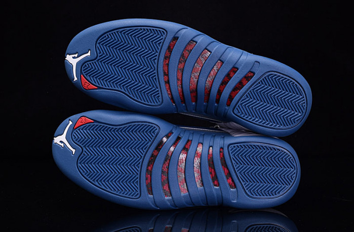 Air Jordan 12 Retro "French Blue" mens 130690-113
