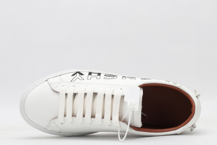 Givench LOW-TOP SNEAKER