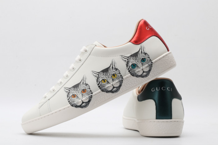 G*u*i low-top sneaker