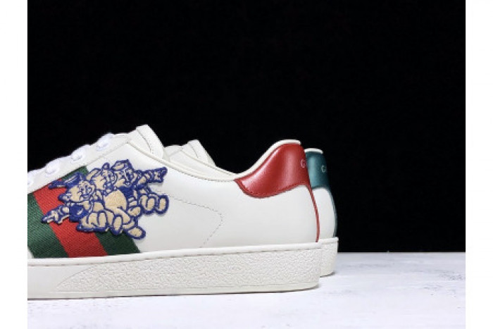 G*u*i ace embroidered low-top sneaker