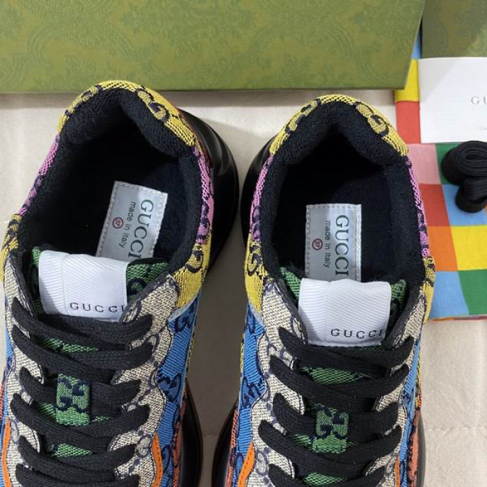 G*u*i sneaker