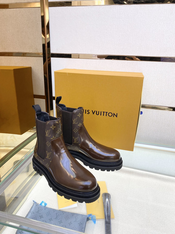 LOUS VUITO BOOTS