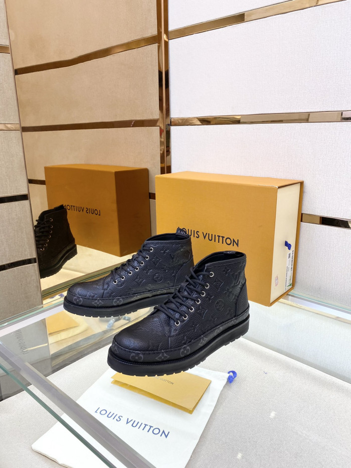 LOUS VUITO BOOTS