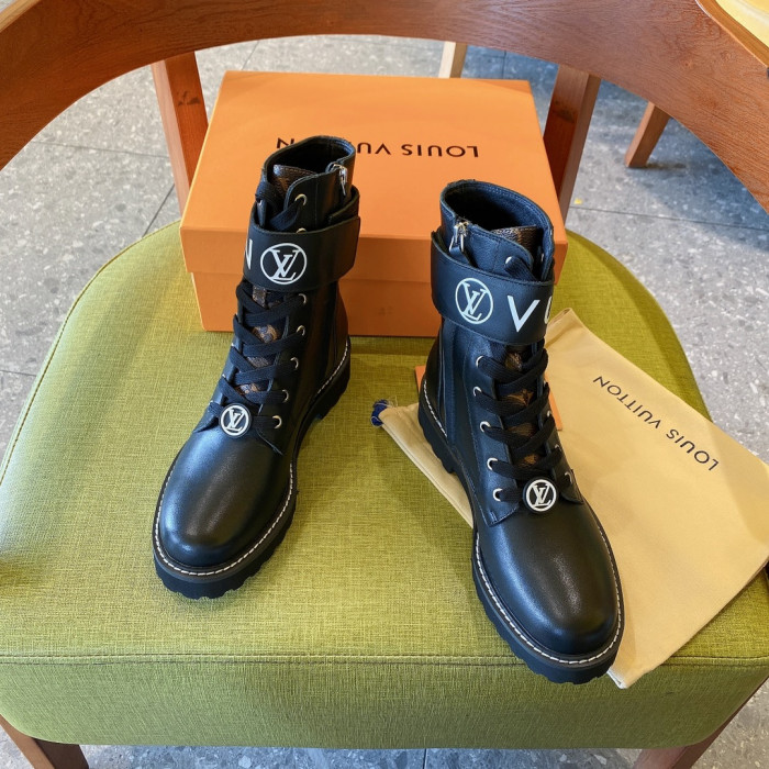 LOUS VUITO BOOTS